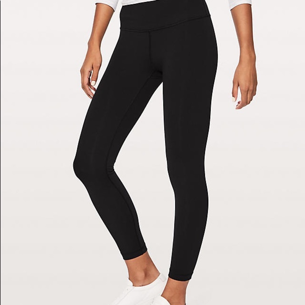 Black Lululemon High-Waisted Leggings